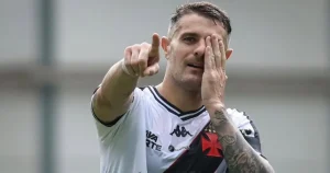 Fluminense demonstra interesse em Vegetti